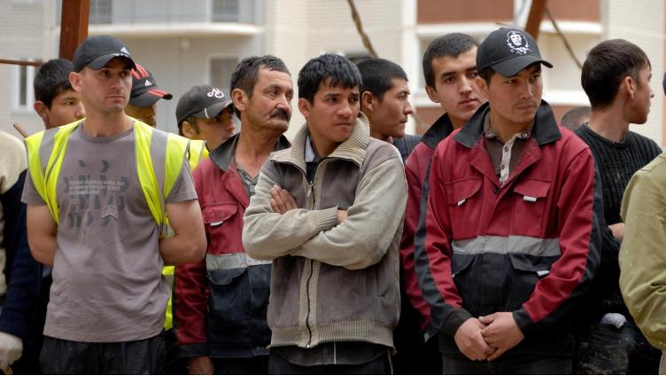 Мигрантам ограничат сферы работы на Вологодчине 