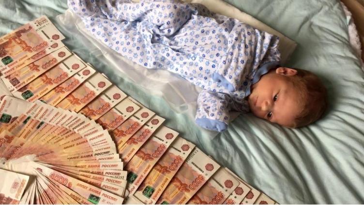 За третьего ребёнка предлагают выплачивать 1 млн руб.