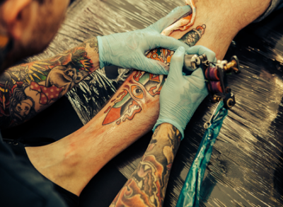 Татуировки могут стать причиной рака