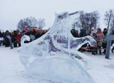 В городе металлургов прошел конкурс ледяных скульптур