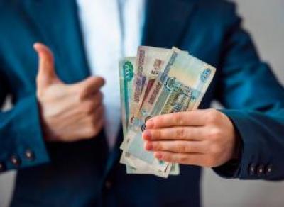 Опубликованы средние размеры зарплат в Вологде