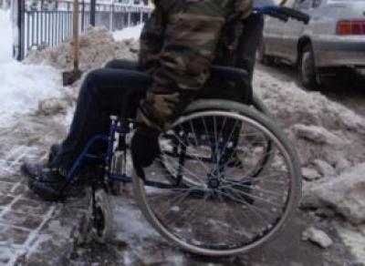 Череповчанин ограбил инвалида-колясочника