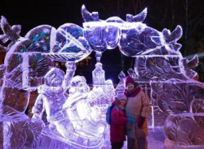 Ледяные скульптуры появились в Вологде