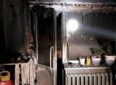В Вологде комната выгорела из-за неисправной телефонной зарядки