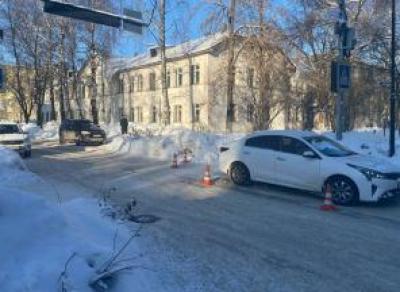 В Вологде автомобиль сбил ребенка на пешеходом переходе