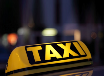Областной суд запретил работу службы такси «Максим»
