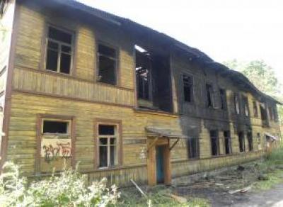 В Вологде заколотят двери и окна расселенных домов