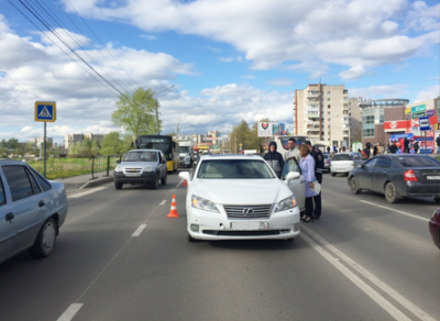 На улице Конева иномарка сбила двоих детей