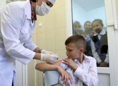 Вакцину от COVID испытают на детях от 6 лет