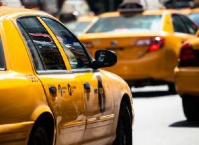 Одна из вологодских служб такси снизила тарифы для Заречья почти в 2 раза