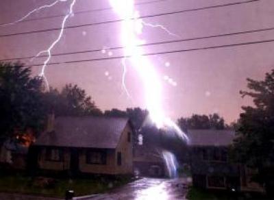 Котельная взорвалась от удара молнии в Устюженском округе