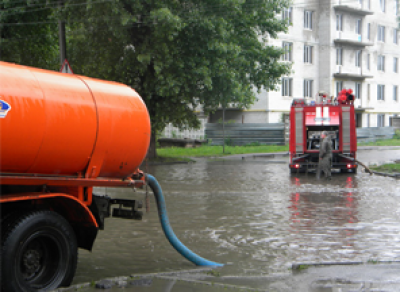 С улиц Вологды откачали более 90 тысяч литров воды