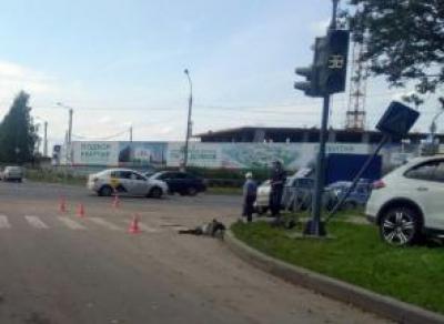 Женщина и ребенок пострадали в ДТП в Вологде
