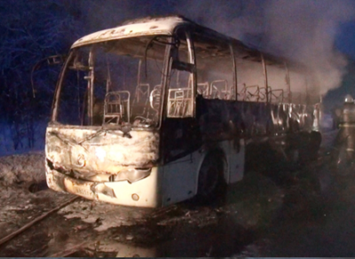 В Вологодском районе сгорел автобус, перевозивший школьников
