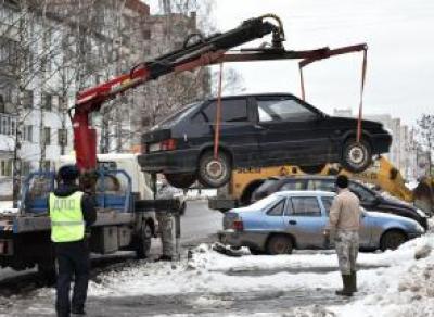 Уборке снега в Вологде мешают сами жители