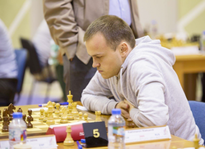 Череповецкий гроссмейстер Александр Рахманов занял первое место на международном шахматном турнире в ОАЭ