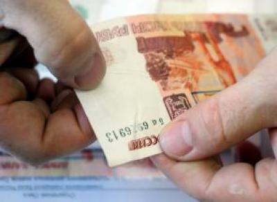 Жителю Вологодской области выдали зарплату фальшивой банкнотой
