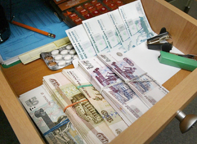 Вологжанин похитил деньги из офиса фирмы, в которой работал