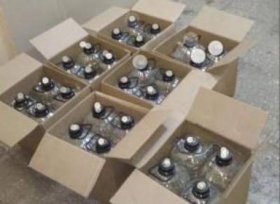 Полицейские изъяли 175 литров контрафактного алкоголя