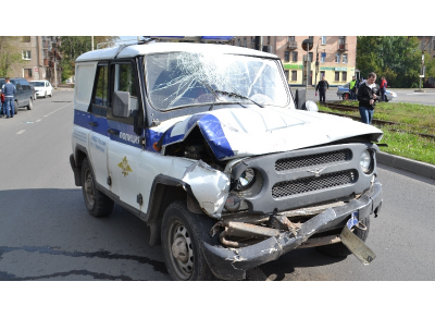 ДТП с участием полицейской машины произошло в Череповце