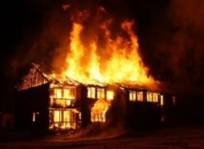 В Междуреченском районе сгорел жилой дом