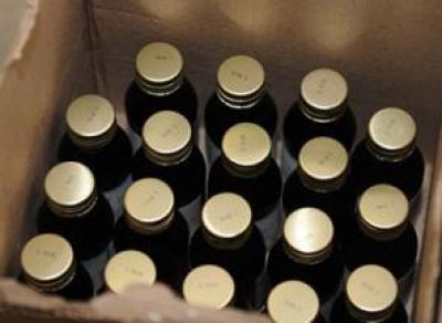 80 литров сомнительного алкоголя изъяли в Вологде