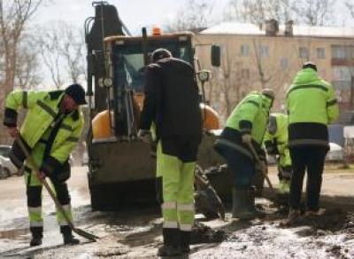 В Вологде и Череповце начали генеральную уборку улиц