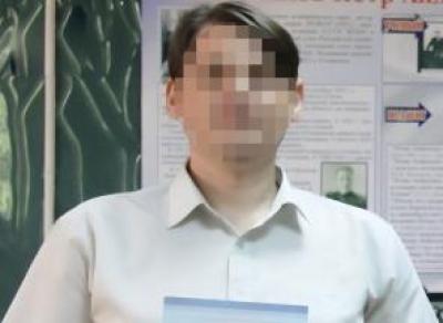 Вологодский учитель отправлял ученице обнаженные фото