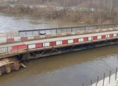 В Вологде перекрыли движение по Кувшиновскому мосту