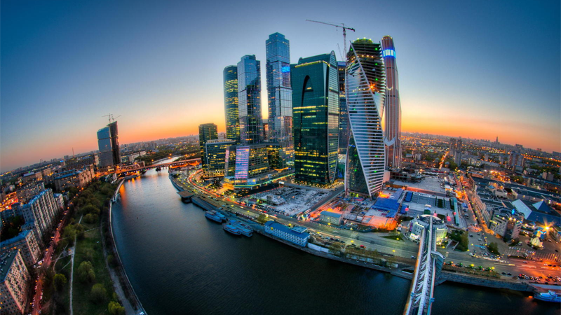 Москва и Петербург вошли десятку популярных городов в Instagram