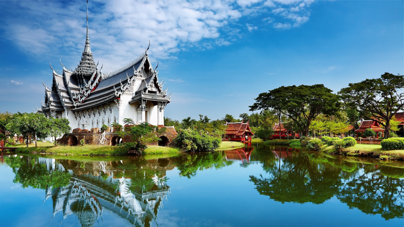 Таиланд отменил платные визы для иностранных туристов