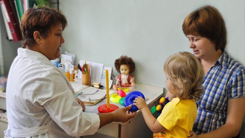 Вологодские поликлиники организуют дополнительные приемы для детей 