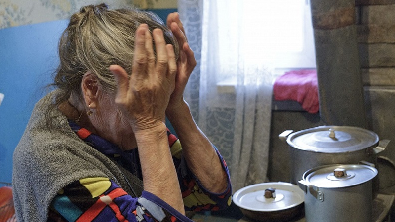Полицейские Вологды поймали  «социальных работников», которые обворовывали пенсионеров