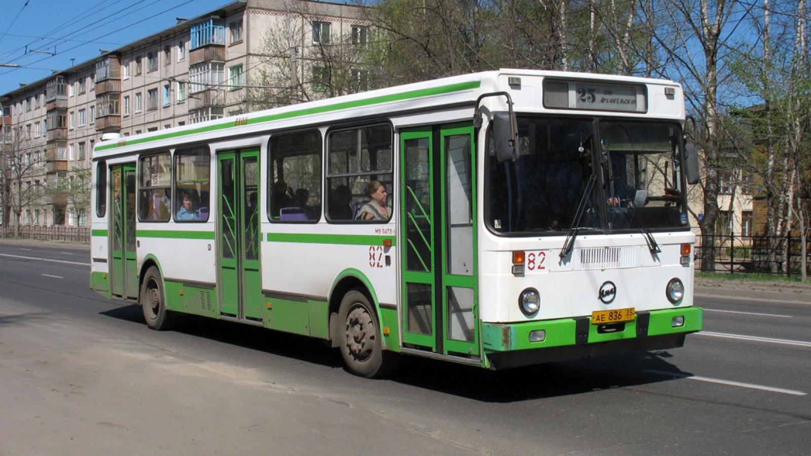 Завтра изменятся 10 маршрутов городских автобусов