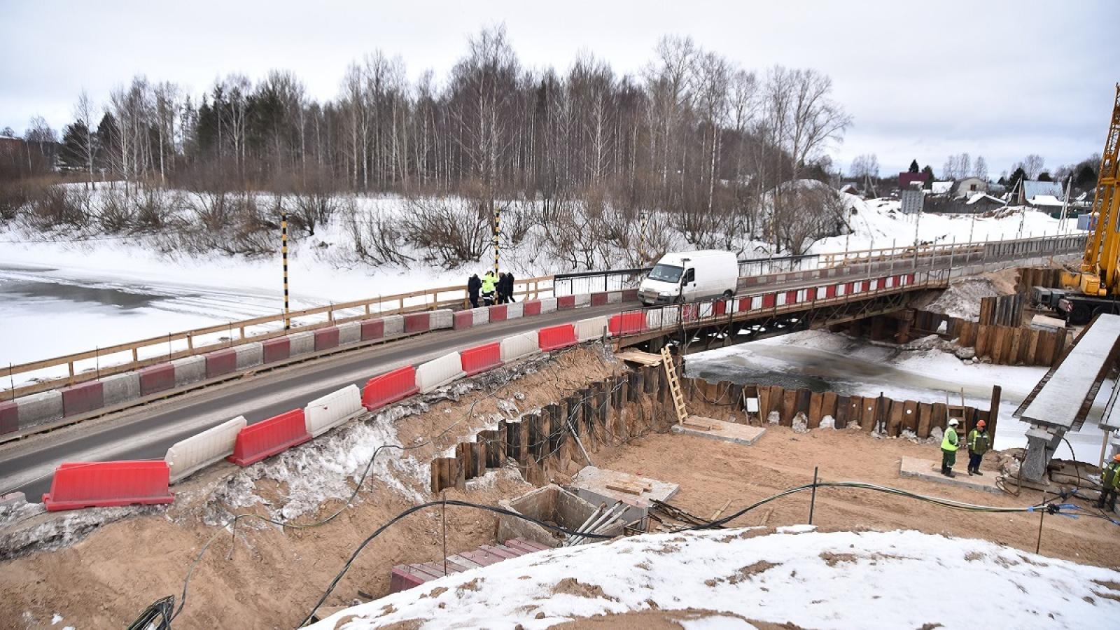 Движение по Кувшиновскому мосту откроют в апреле 