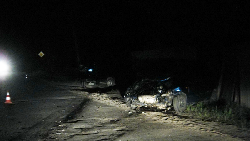 Пьяный автомобилист врезался в Ладу Калину: пострадала семья с ребенком