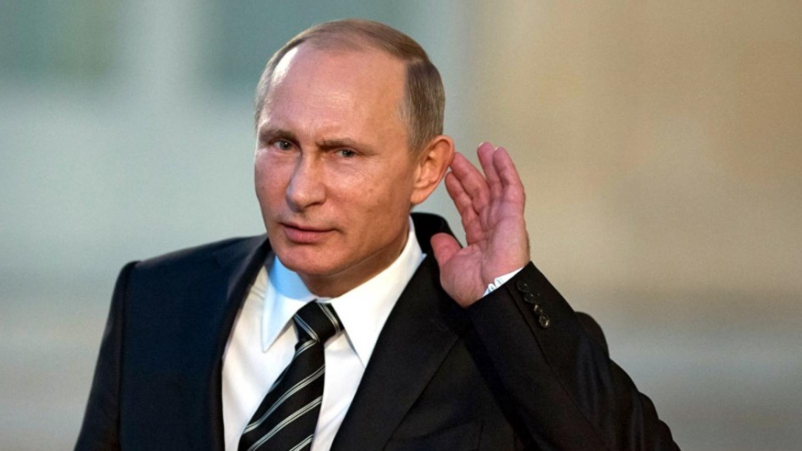Сколько россиян доверяет Путину?