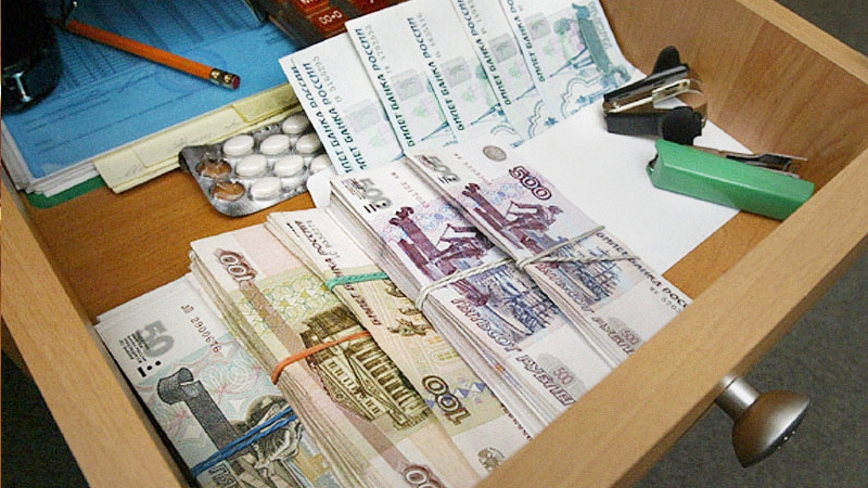 Вологжанин похитил деньги из офиса фирмы, в которой работал
