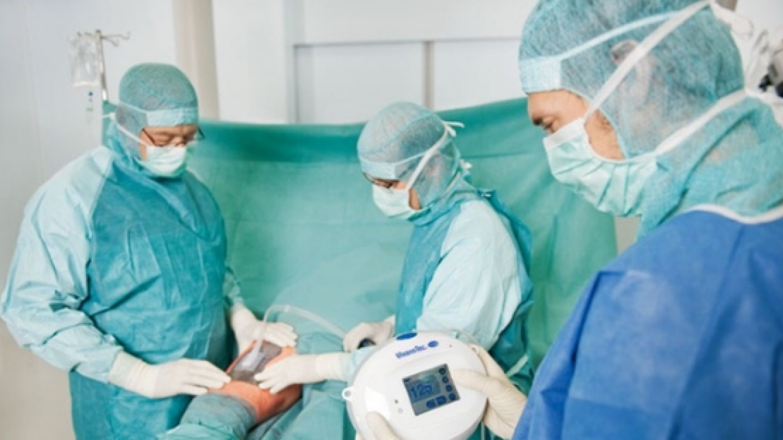 В Медсанчасти «Северстали» врачи будут лечить раны вакуумными повязками