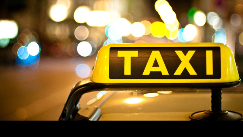 Областной суд запретил работу «Такси МИКС»