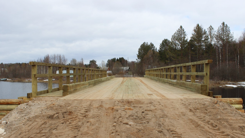 По требованию прокуратуры в Вытегорском районе построили новый мост