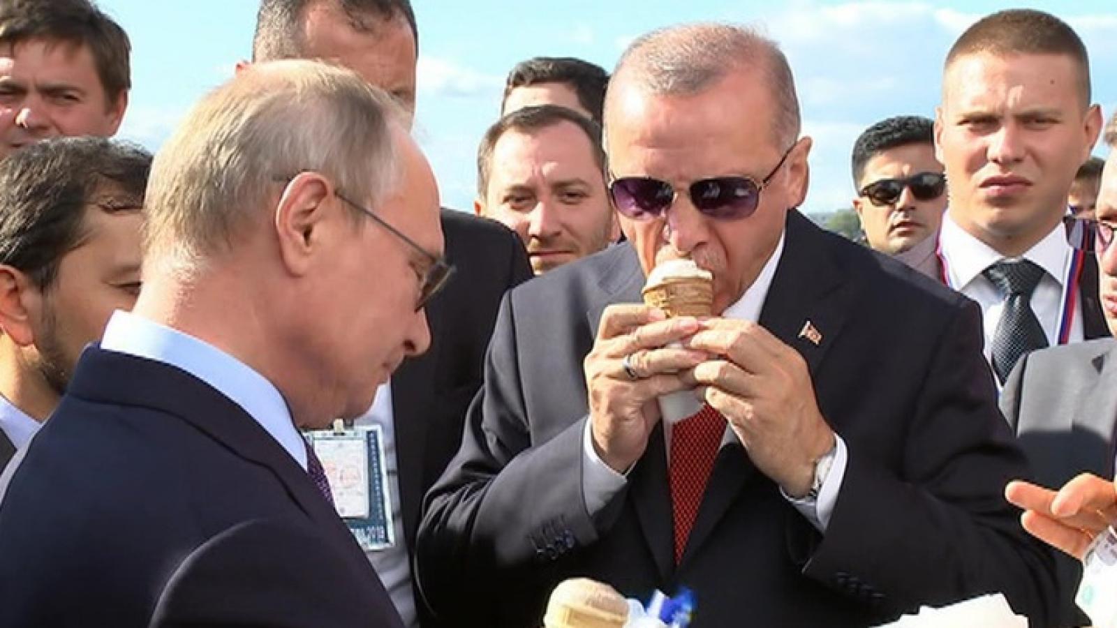 Путин угостил  Эрдогана  вологодским  мороженым