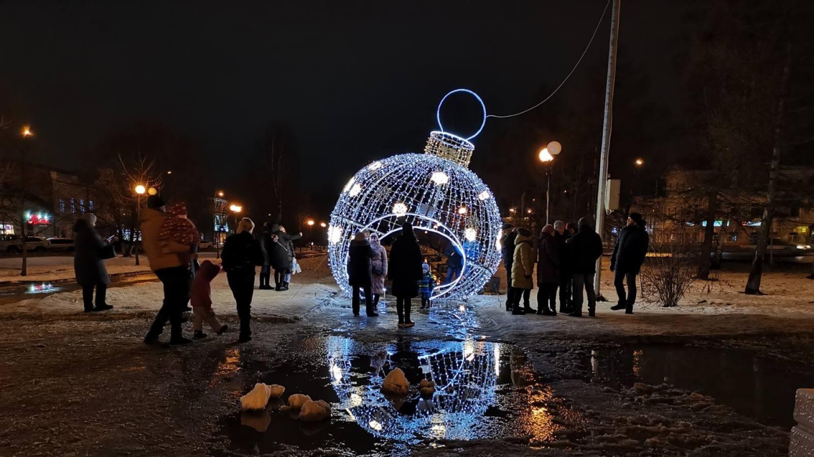 Новогодний шар на проспекте Победы отключен
