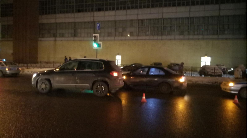 Иномарка сбила пешехода-нарушителя в Вологде