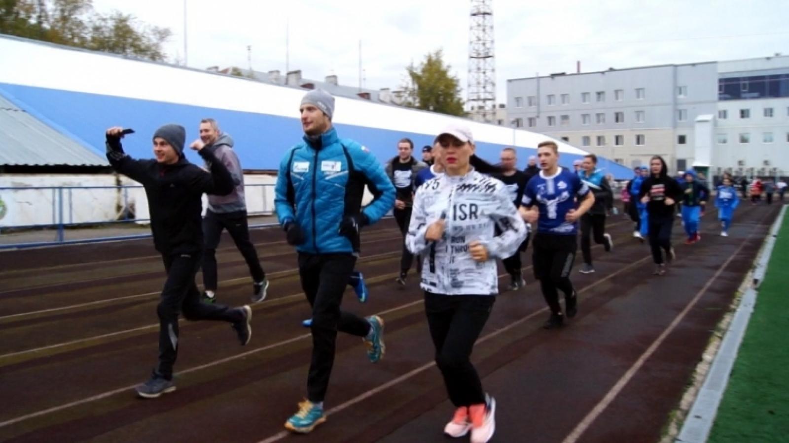 Биатлонист Максим Цветков обещает бесплатно тренировать вологжан