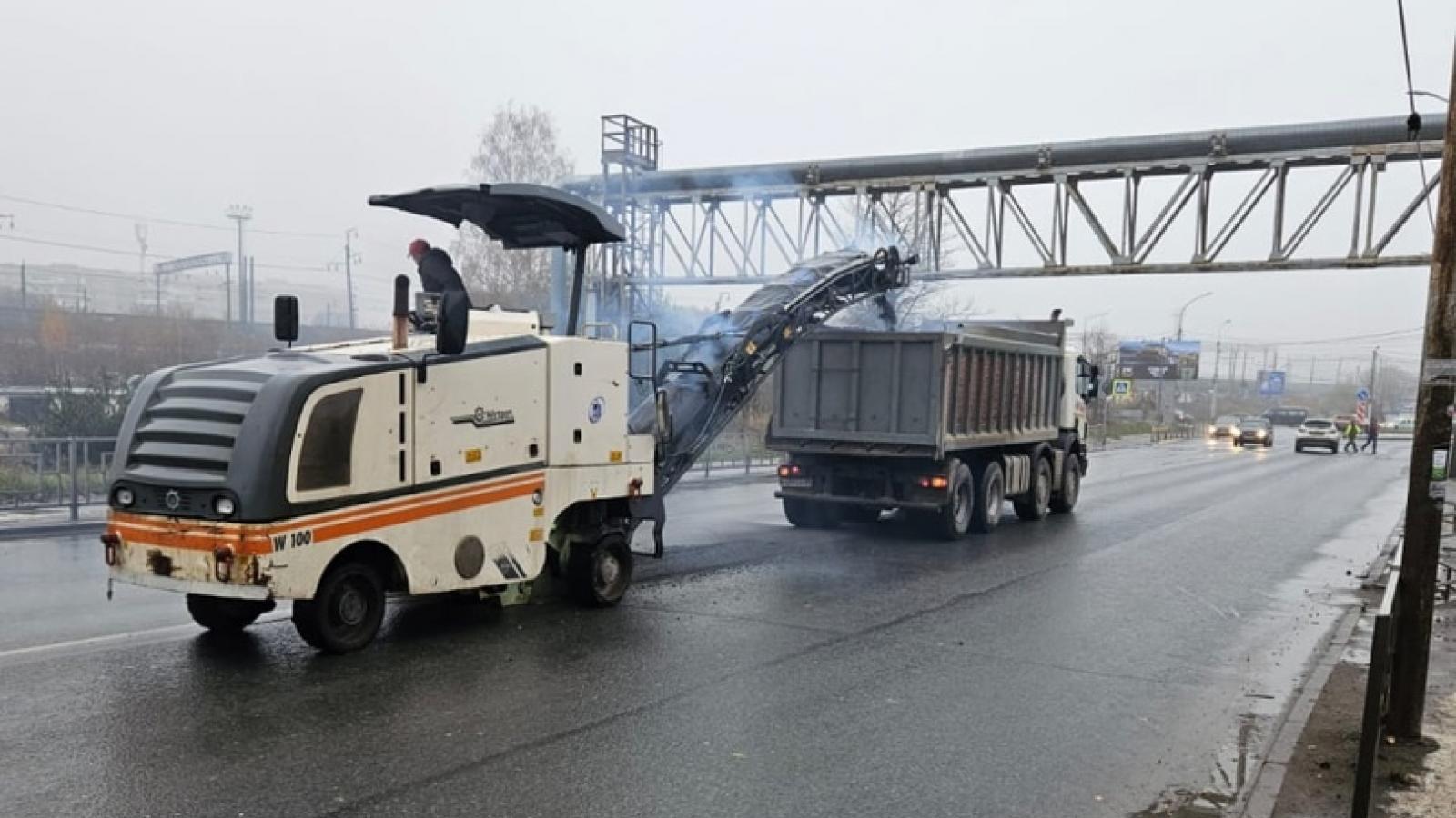 Начался ремонт моста на ул. Можайского