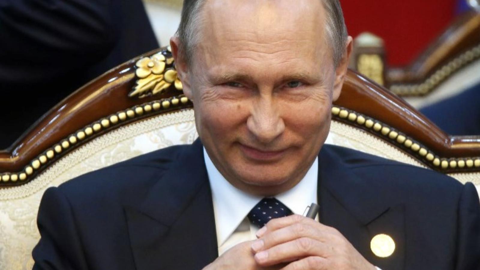 Путин подписал закон об «обнулении»