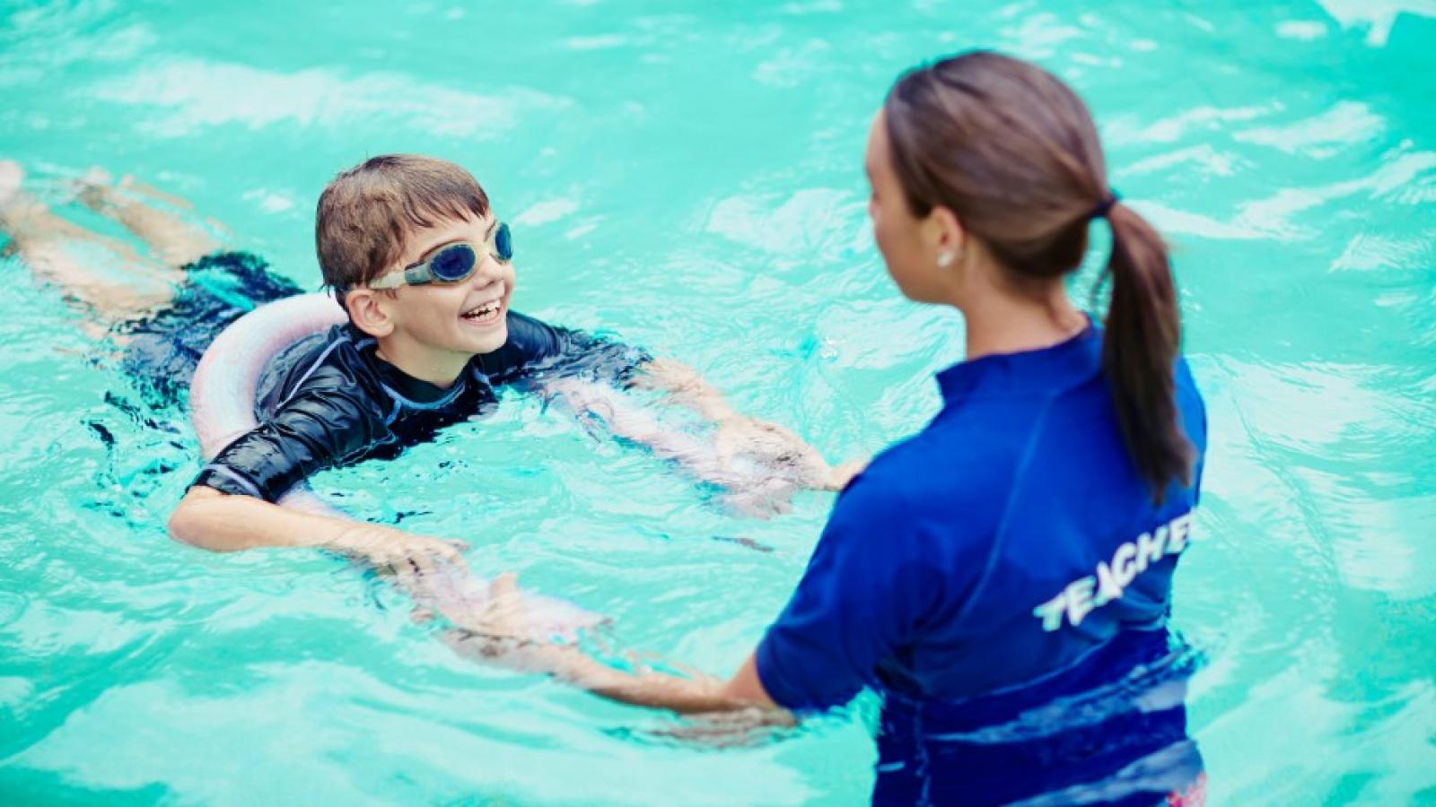 В Вологде детей бесплатно научат плавать