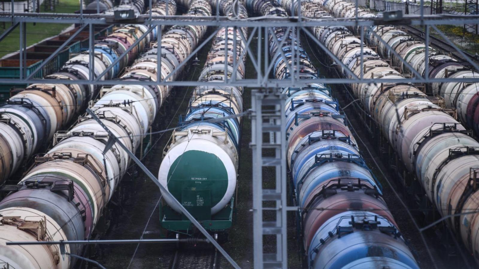 Россия ввела запрет на экспорт бензина и дизеля