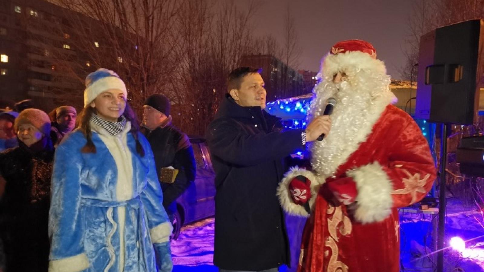 Мэр Вологды встретил Новый год на городских улицах